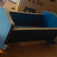 Culla per bambole in legno anni 70