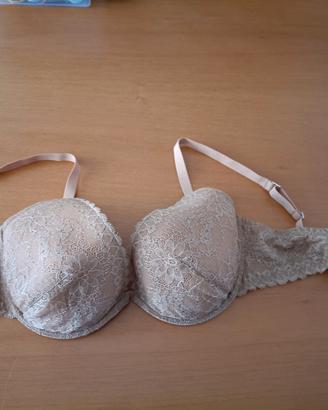 Reggiseno Studio La Perla taglia 3D