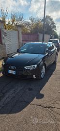 AUDI A3 1.6 TDI S-LINE S-TRONIC PELLE NAVI ECC..