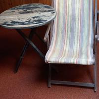 TAVOLINO TONDO PIEGHEVOLE ANNI 50 CON SDRAIO