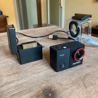 Action cam AKASO 4K, SD 64 GB + accessori (NUOVA)