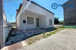 Casa singola indipendente tutta su un piano con am