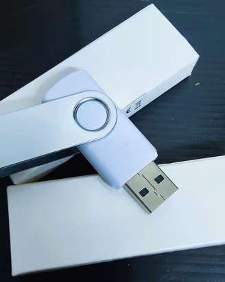 Chiavette USB 8 e 16 Gb nuove