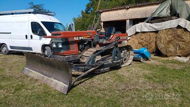 Trattore cingolo 62-85 con ruspa
