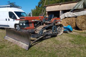 Trattore cingolo 62-85 con ruspa