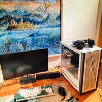 Postazione con PC da gaming 