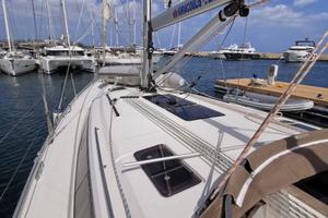 Bavaria 37 cruiser, 3 cabine, 1 bagni