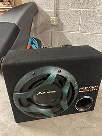 Subwoofer pioneer