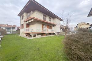 5 LOCALI A ROMANO CANAVESE