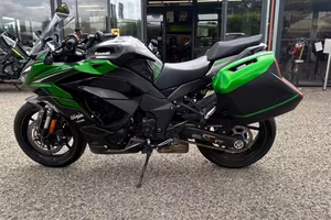 KAWASAKI Ninja 1000 SX .