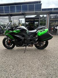 KAWASAKI Ninja 1000 SX .