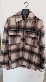 Cappotto con trama scozzese 