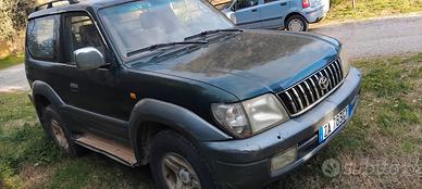 Toyota Land Cruiser 2000