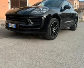 Porsche Macan 2.0 265cv possibilità sub. leasing