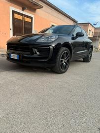 Porsche Macan 2.0 265cv possibilità sub. leasing