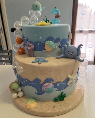 Torta finta e allestimento tema mare