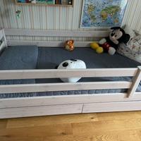 Letto Flexa come nuovo con cassetti