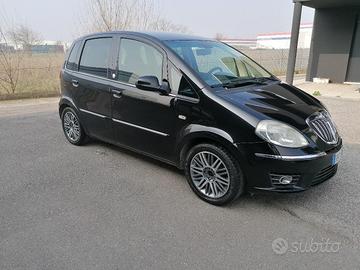 lancia Musa 1.4 GPL oro