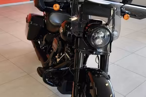 Harley-Davidson - Touring - Road King Special