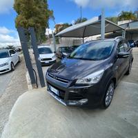 Ford Kuga 2.0 TDCI 150 CV S&S 4WD Powershift Titan