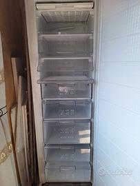 Freezer a cassetti