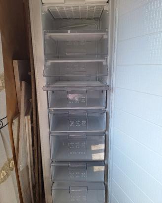 Freezer a cassetti