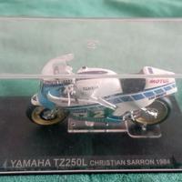 Modellino moto - Yamaha TZ250L Christian Sarron