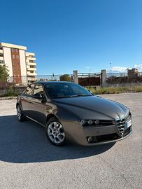 Alfa Romeo 159