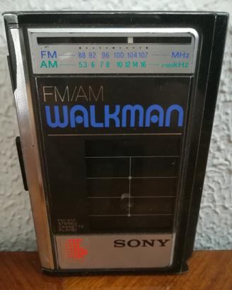 Walkman AM FM a Cassette Sony WM-F31 + Cuffie Sony