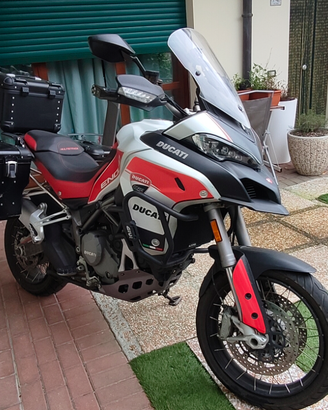 Moto Ducati multistrada