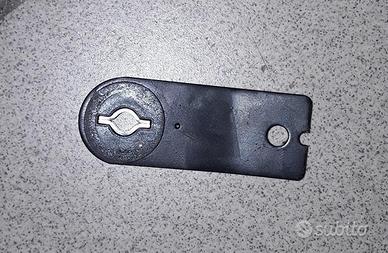 Supporto claxon yamaha tdm900 abs 06