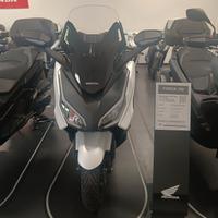 Honda Forza 350