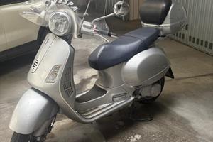 Vespa Granturismo 125