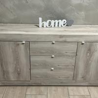 Mobile credenza in legno chiaro effetto rovere