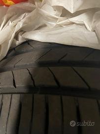 Gomme auto