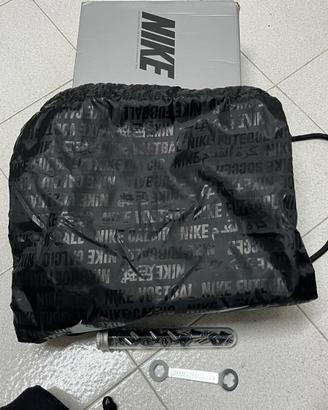 Scarpe da calcio NIKE a 11 numero 43