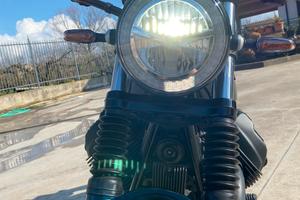 MOTO GUZZI V7 III STONE NIGHT PACK 4900 km .