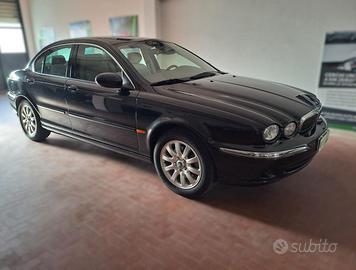 JAGUAR X-Type 4WD 2.5 V6 24V cat