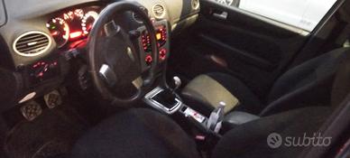 ford focus unico proprietario