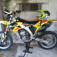 Suzuki rmz 250