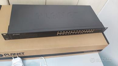 PLANET FNSW-2401 – Switch 24