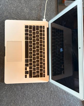 Macbook air 13”