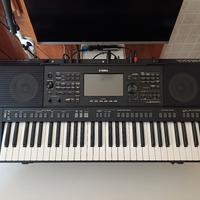 Yamaha psr-sx920 semi-nuova con imballaggio