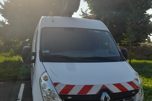 Renault Master con cestello