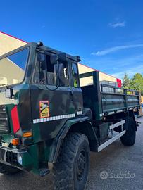 Camion militare 4x4