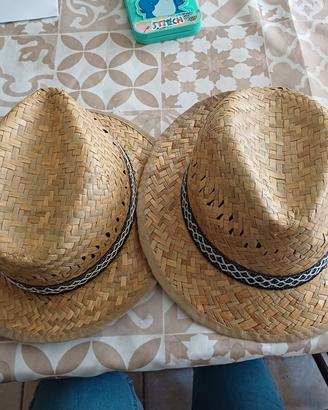 Cappelli in paglia