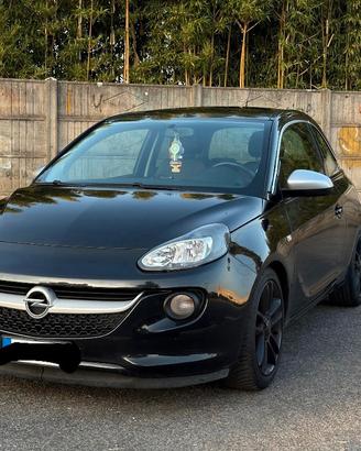 Opel Adam 1.2 70CV Black Link