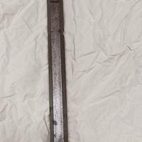 Scalpello a punta per martello demolitore