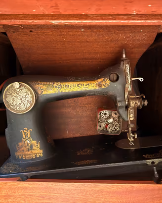 Macchina da cucire Singer del 1927 con mobiletto a
