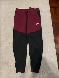 Pantaloni Nike Tech Lunghi